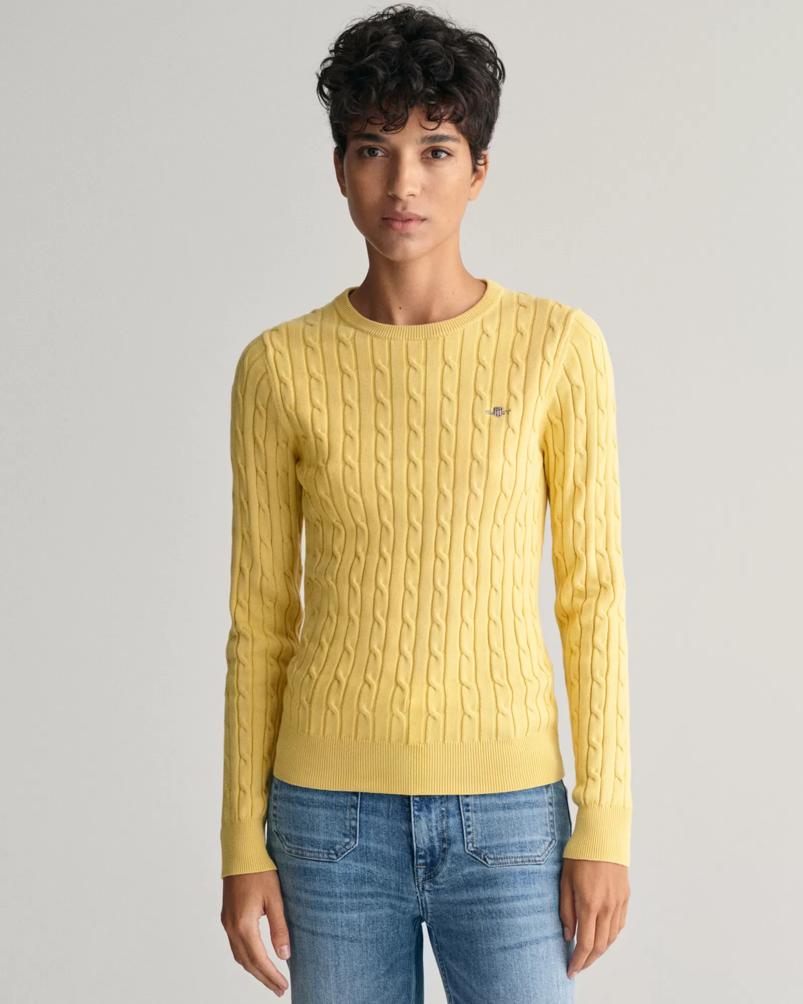 GANT Stretch Cotton Cable Knit Crew Neck Sweater | Stickat