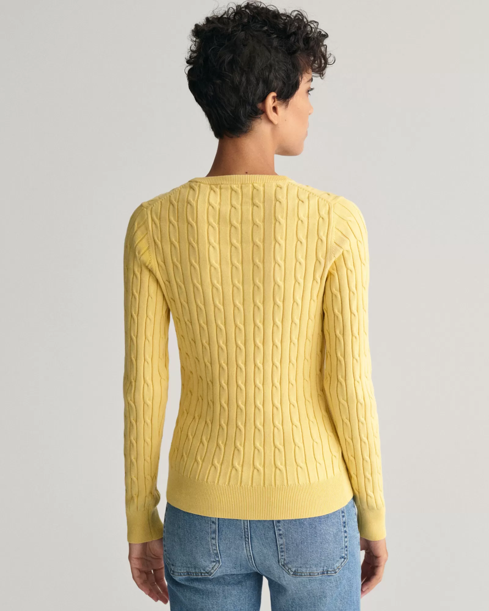 GANT Stretch Cotton Cable Knit Crew Neck Sweater | Stickat