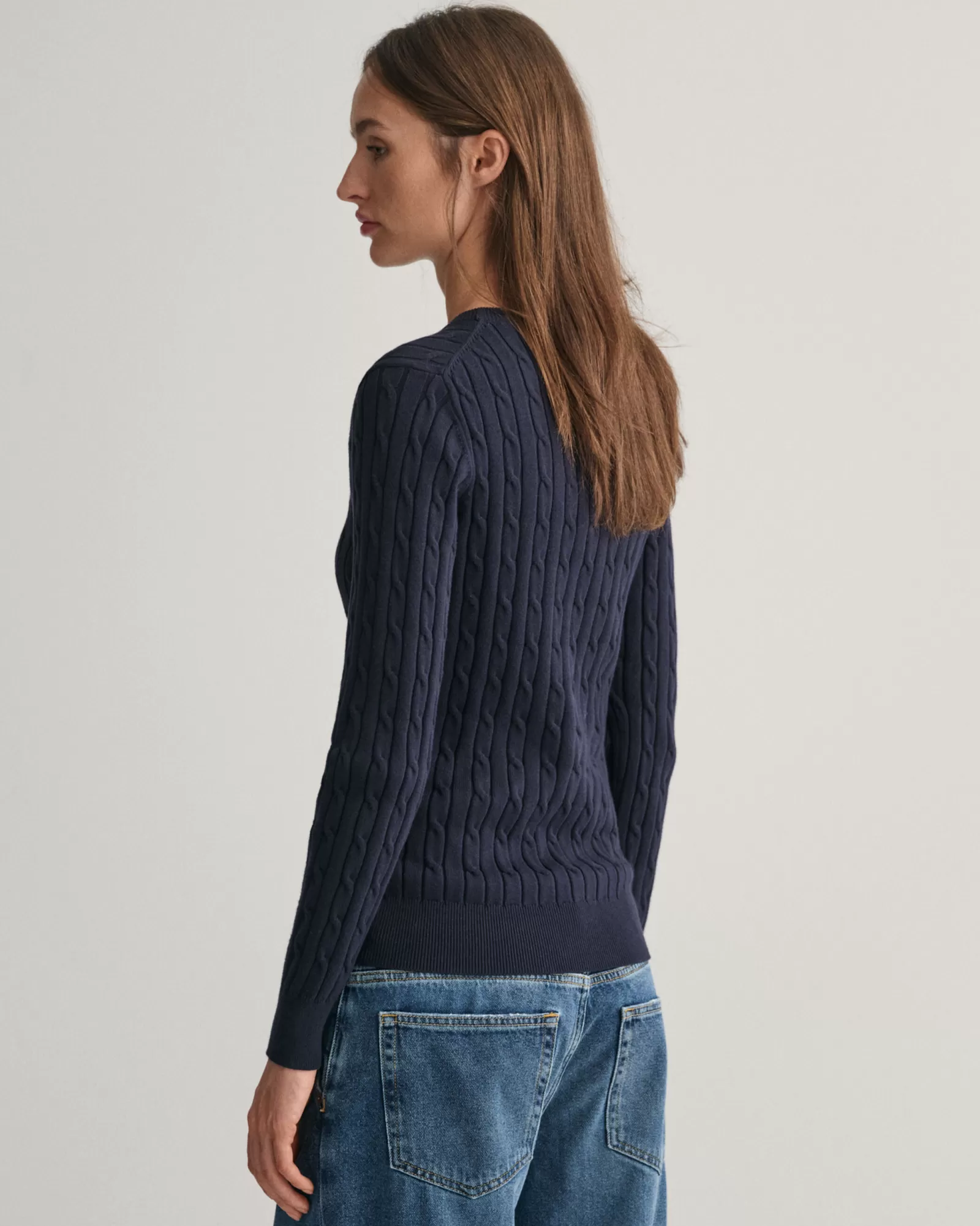 GANT Stretch Cotton Cable Knit Crew Neck Sweater | Stickat