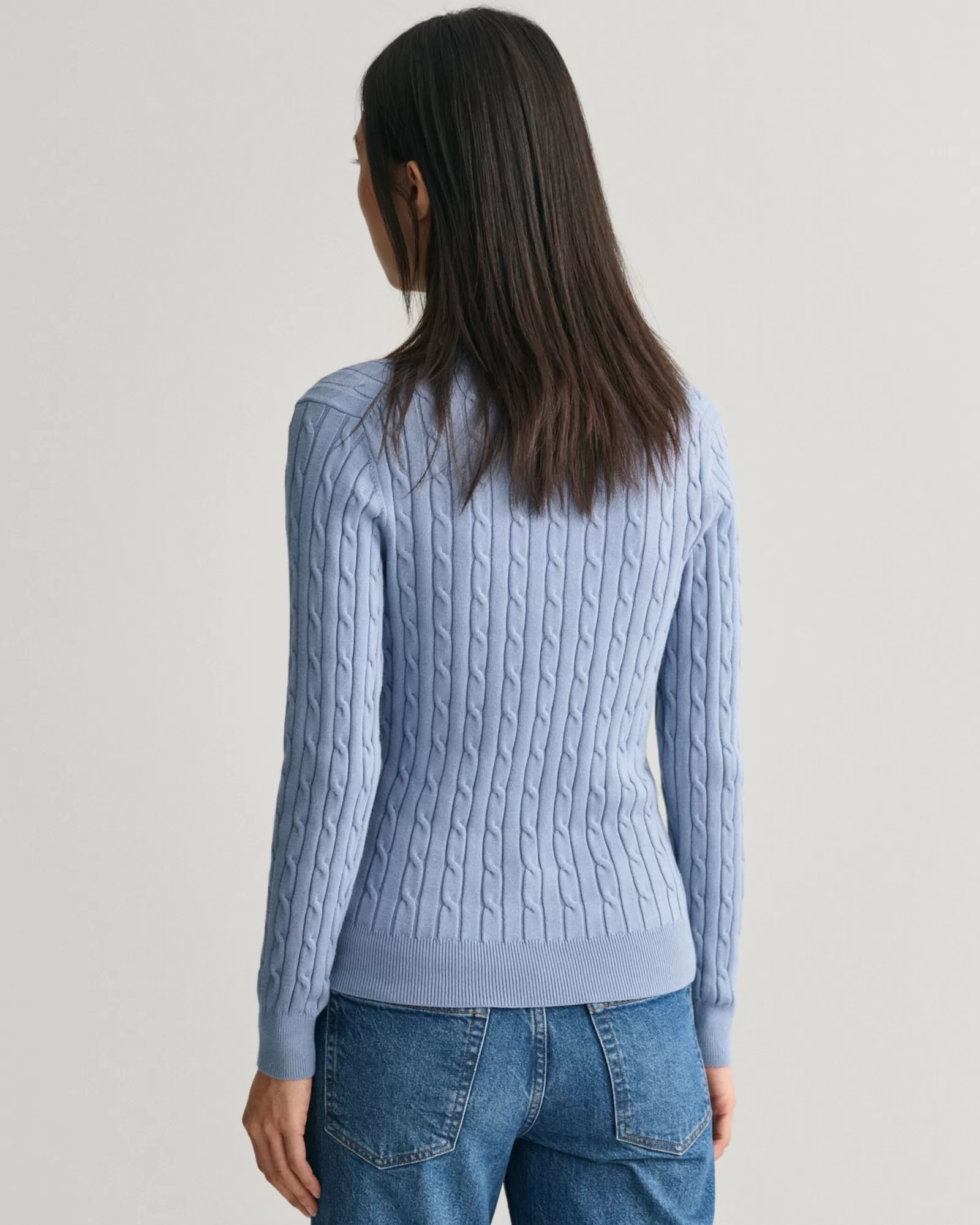 GANT Stretch Cotton Cable Knit V-Neck Sweater | Stickat