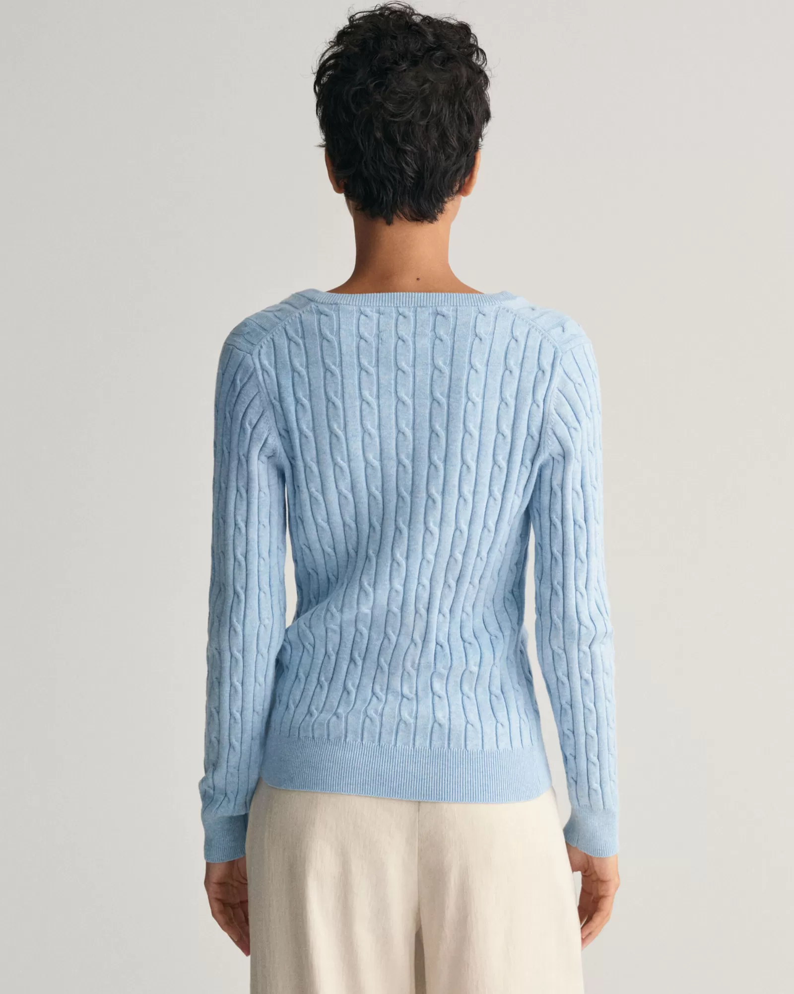 GANT Stretch Cotton Cable Knit V-Neck Sweater | Stickat