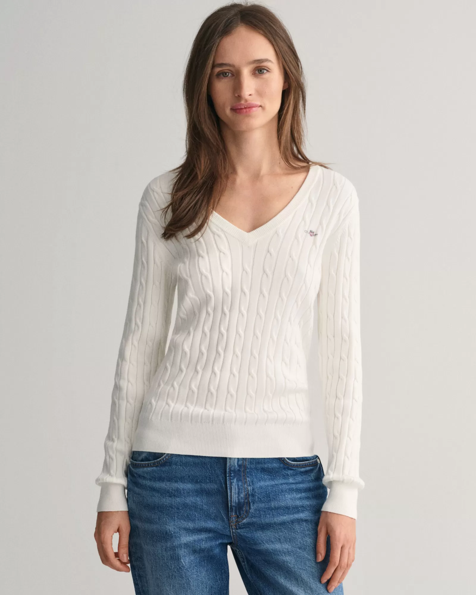 GANT Stretch Cotton Cable Knit V-Neck Sweater | Stickat