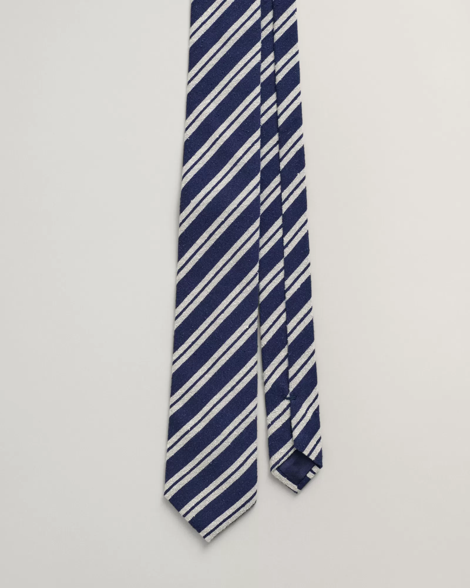 GANT Striped Raw Silk Tie | Slipsar, Flugor & Näsdukar