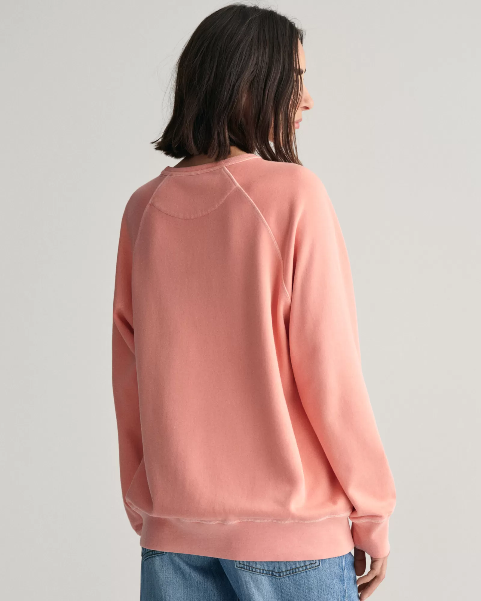 GANT Sunfaded Crew Neck Sweatshirt | Hoodies & Tröjor