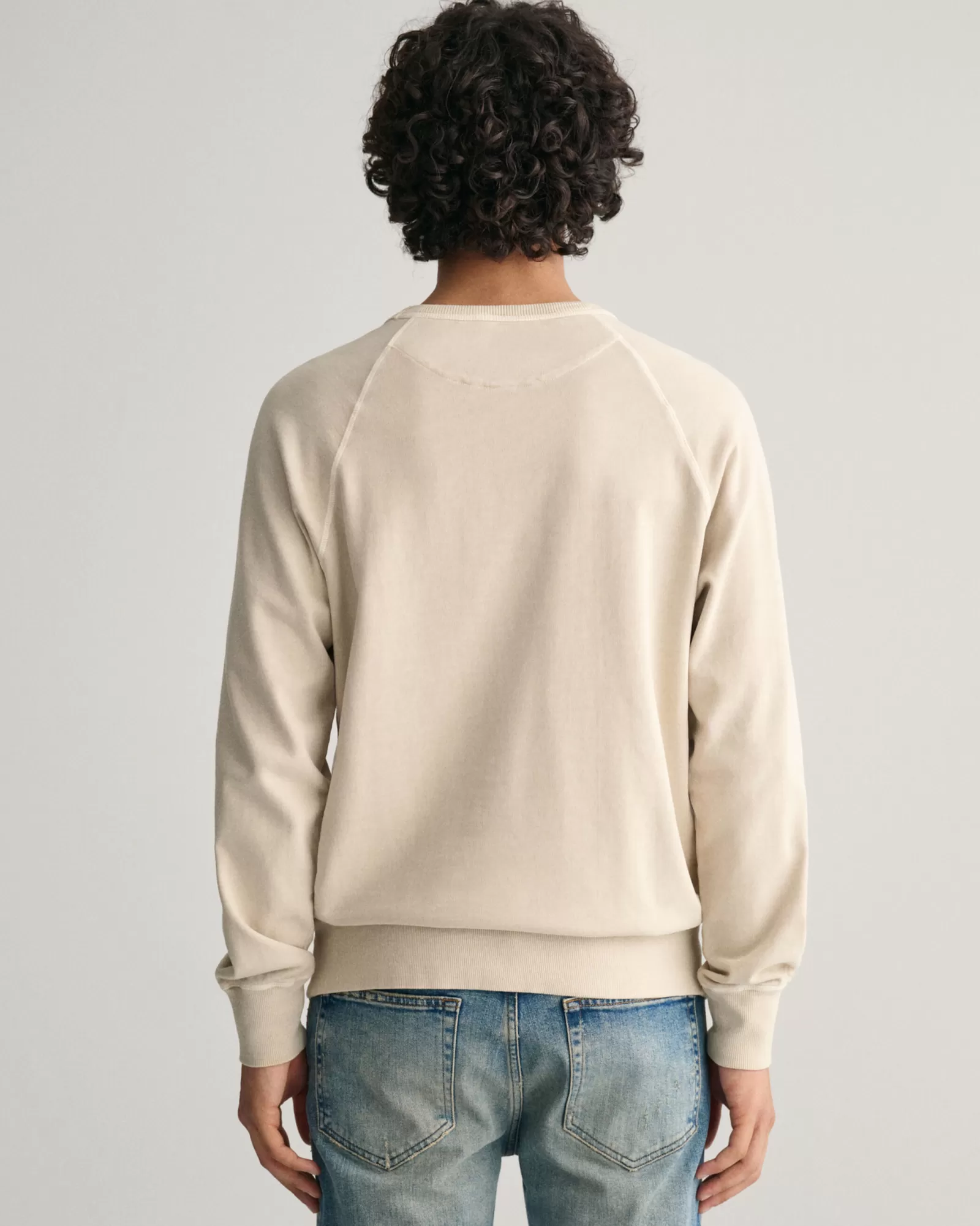 GANT Sunfaded Crew Neck Sweatshirt | Hoodies & Tröjor