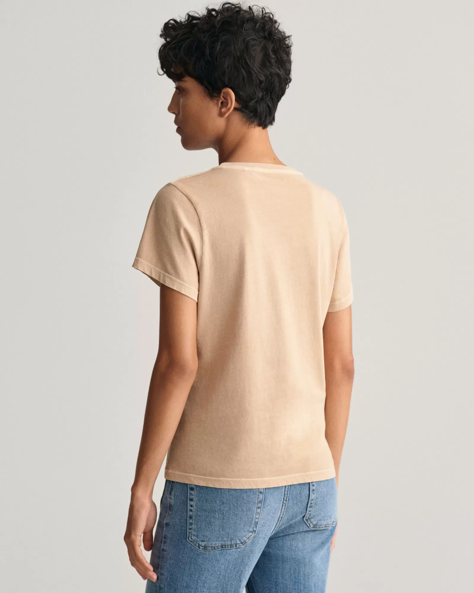 GANT Sunfaded Crew Neck T-Shirt | T-shirtar & Toppar