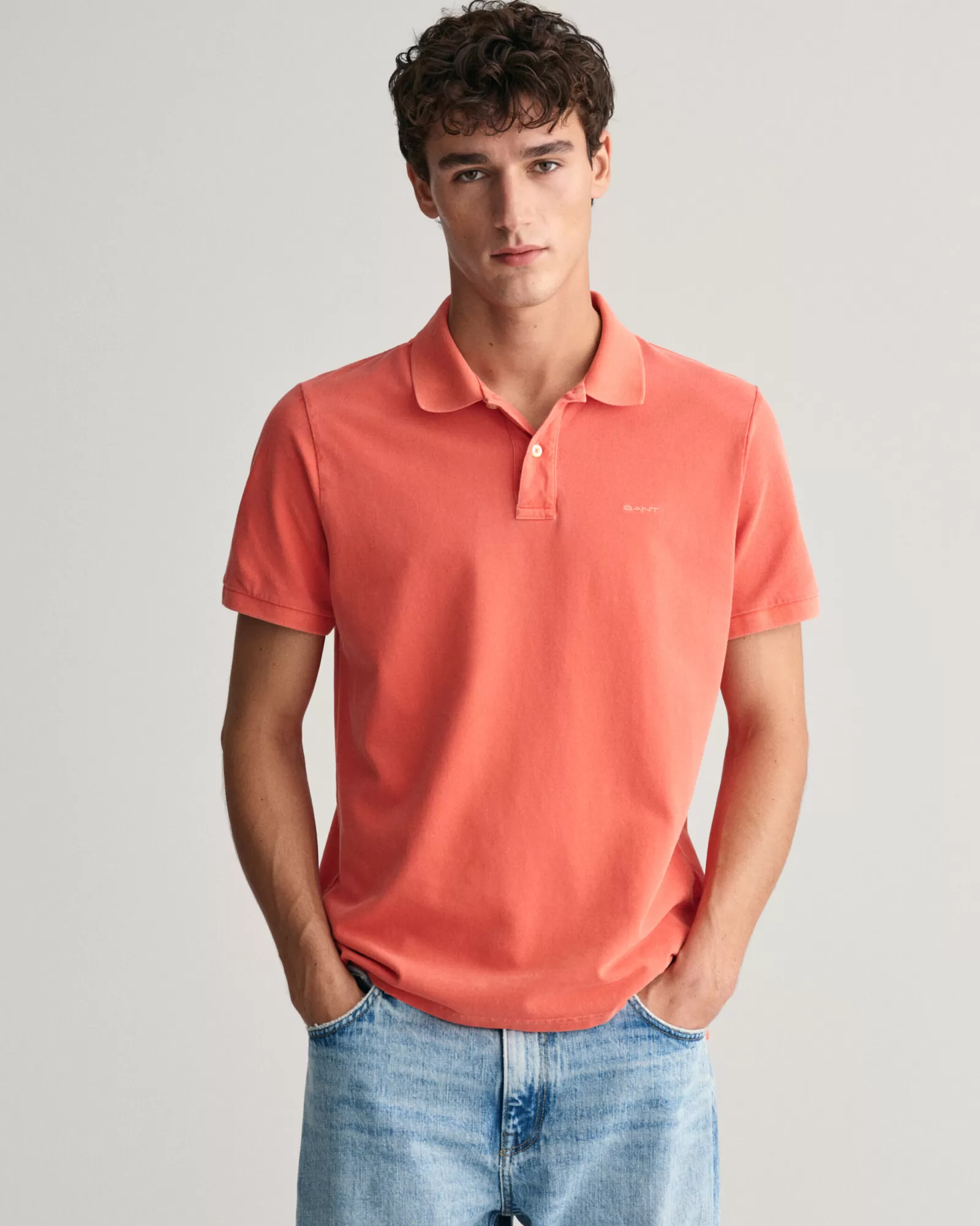 GANT Sunfaded Piqué Polo Shirt | Pikéer