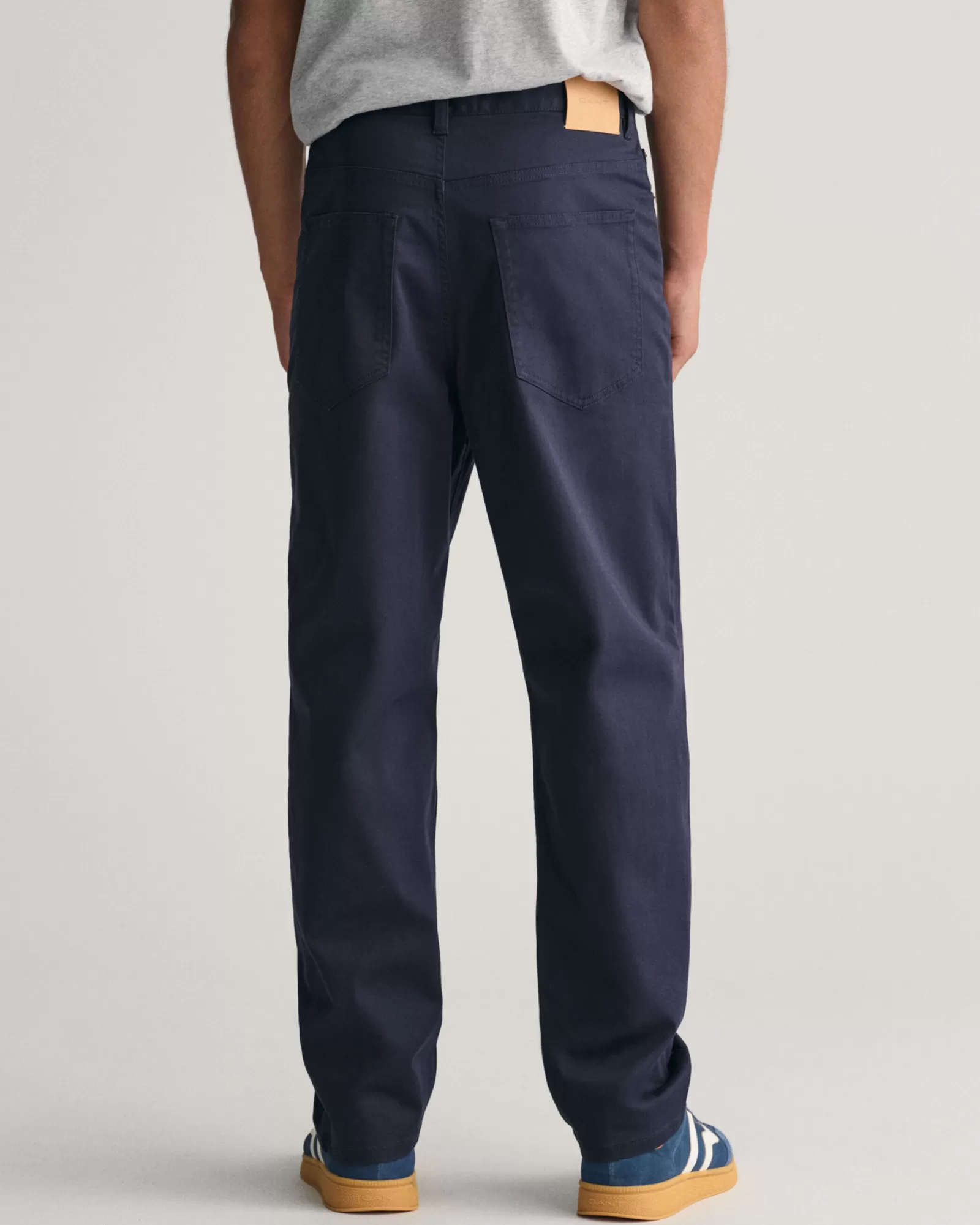 GANT Teen Boys Loose Fit Chinos | Barn Byxor