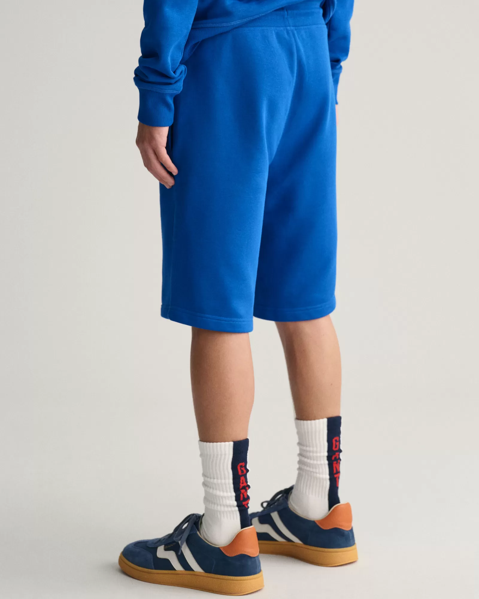 GANT Teen Boys Shield Sweat Shorts | Barn Shorts | Byxor