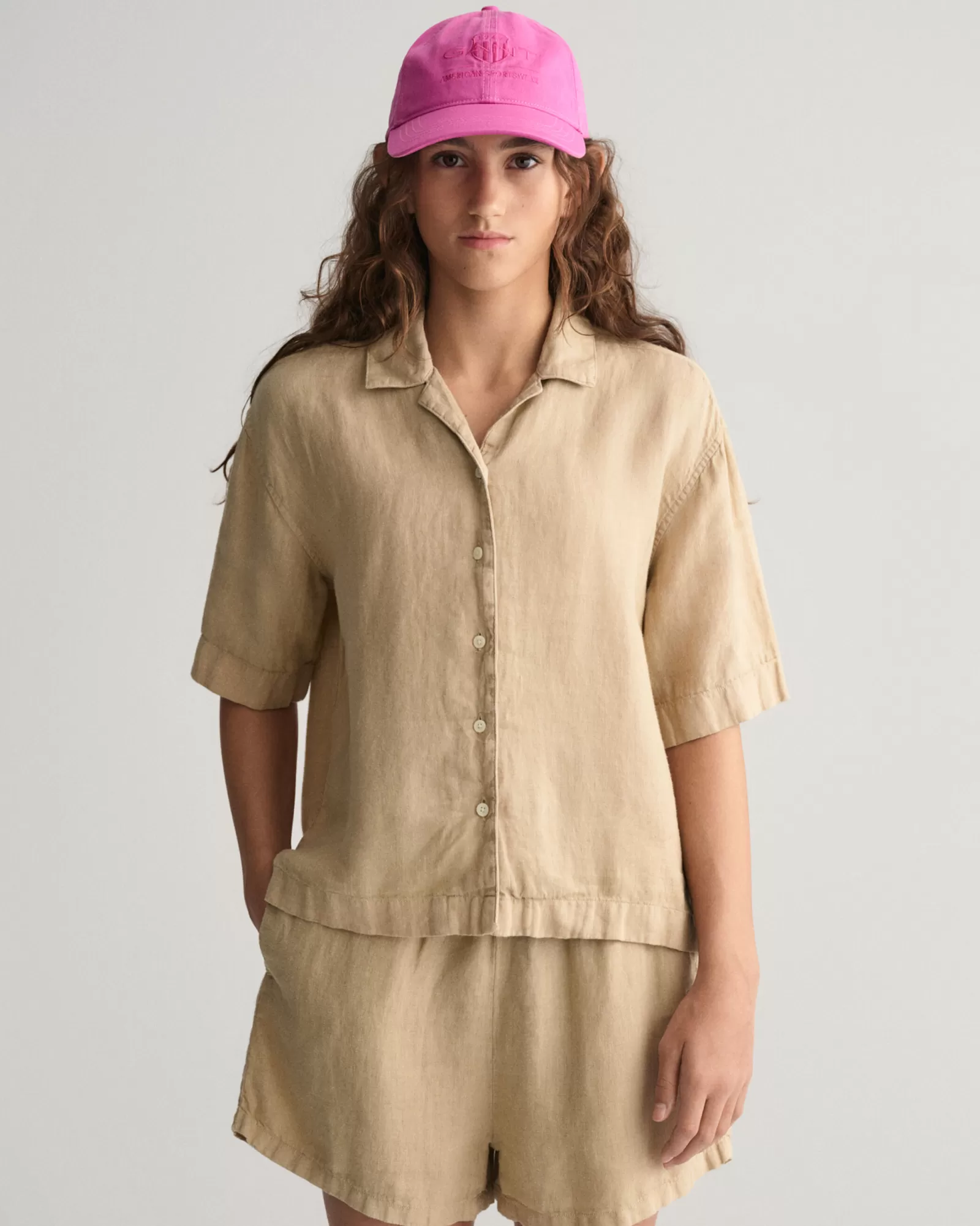 GANT Teen Girls Boxy Linen Short Sleeve Shirt | Barn Skjortor | Skjortor