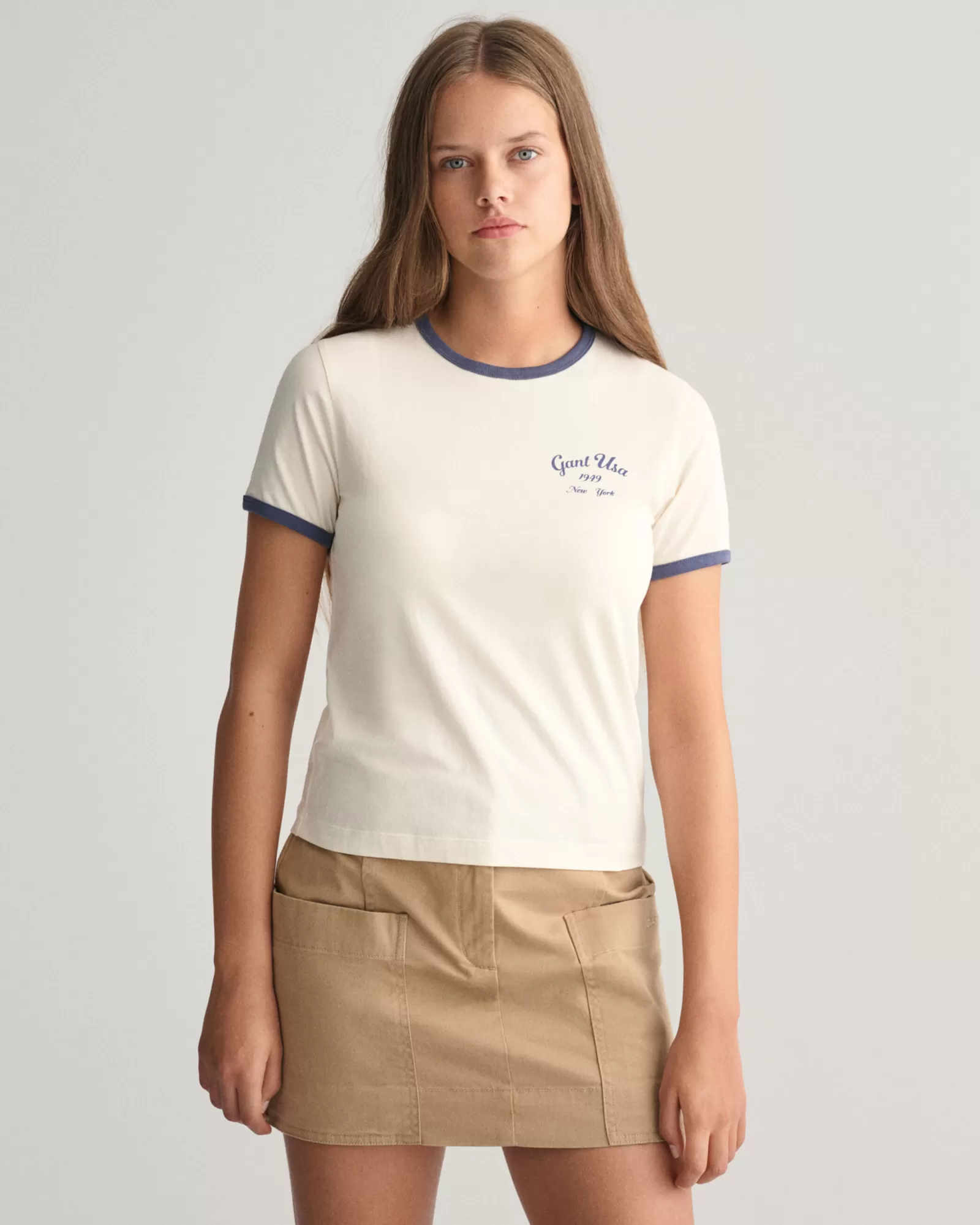 GANT Teen Girls Script Graphic T-Shirt | Barn T-Shirts & Pikéer