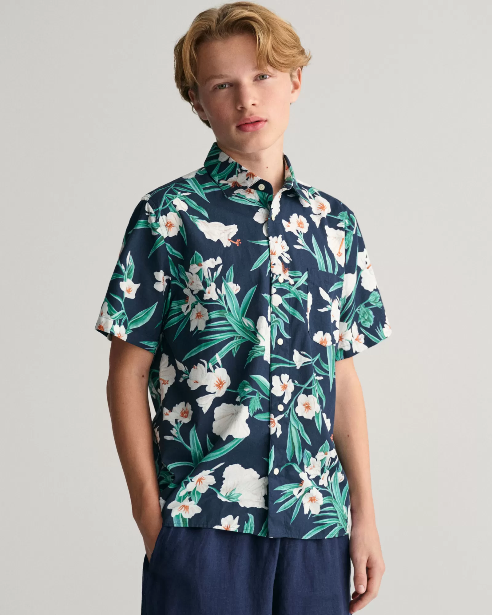 GANT Teens Oleander Print Cotton Short Sleeve Shirt | Barn Skjortor | Skjortor