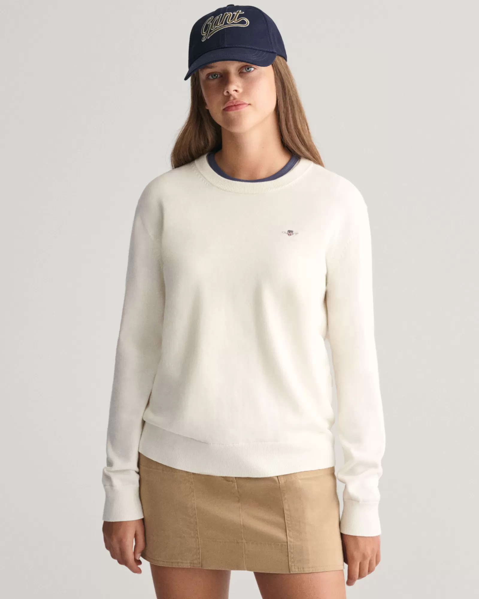 GANT Teens Shield Classic Cotton Crew Neck Sweater | Barn Stickat