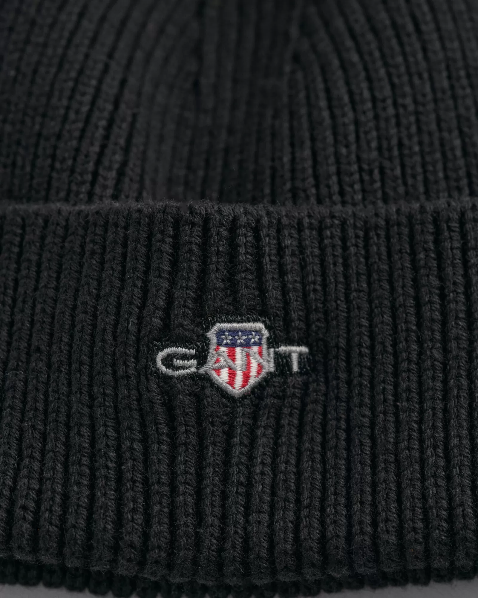 GANT Teens Shield Cotton Beanie | Barn Accessoarer | Accessoarer