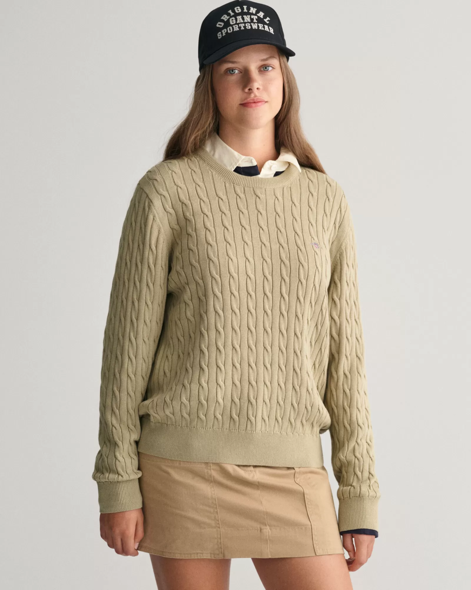 GANT Teens Shield Cotton Cable Knit Crew Neck Sweater | Barn Stickat