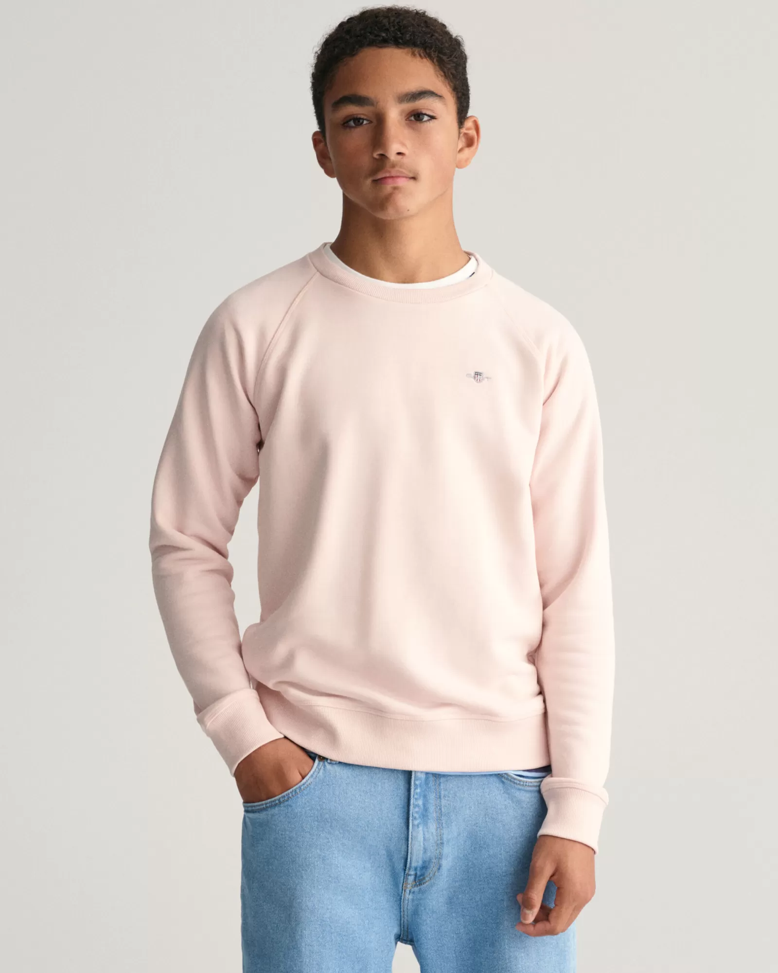 GANT Teens Shield Crew Neck Sweatshirt | Barn Hoodies & Tröjor | Hoodies & Tröjor