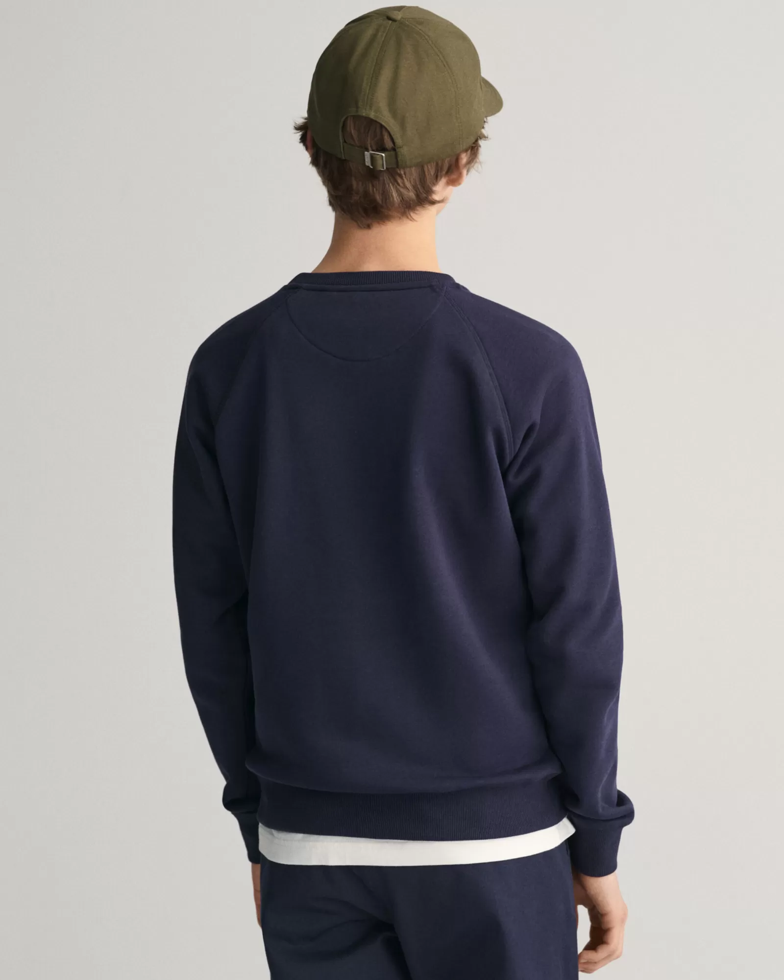 GANT Teens Shield Crew Neck Sweatshirt | Barn Hoodies & Tröjor | Hoodies & Tröjor