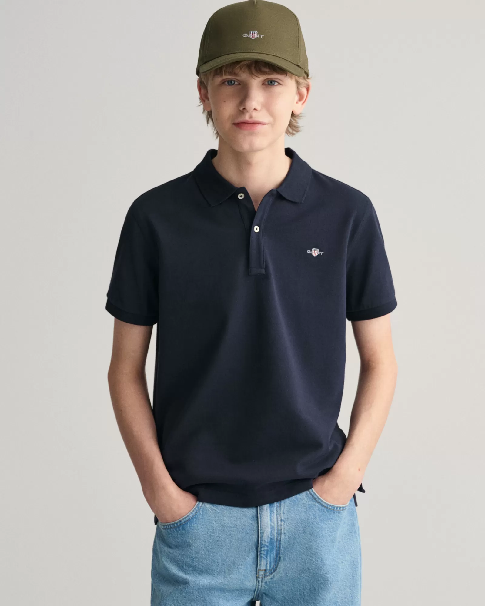 GANT Teens Shield Piqué Polo Shirt | Barn T-Shirts & Pikéer | T-Shirts & Pikéer