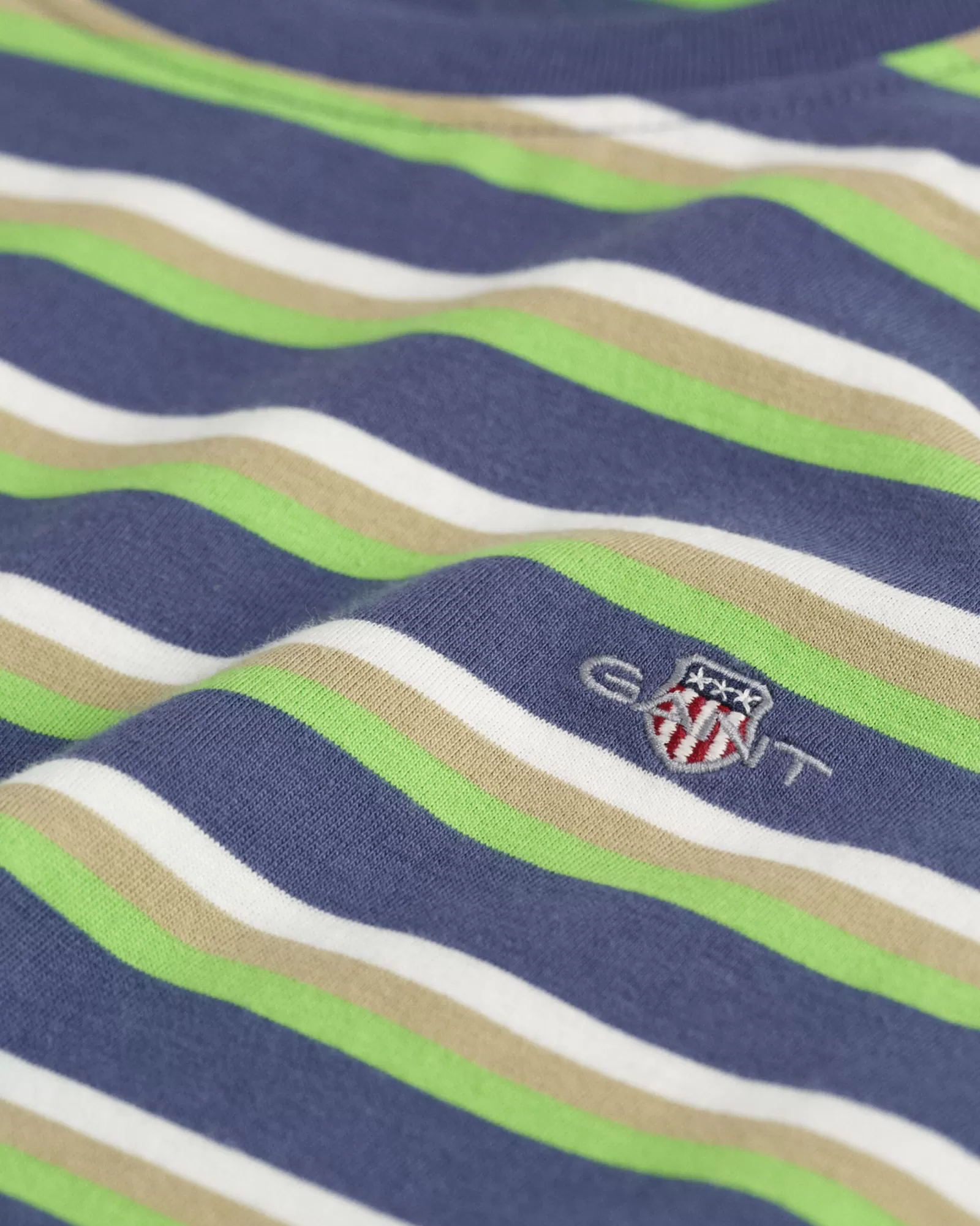 GANT Teens Shield Striped T-Shirt | Barn T-Shirts & Pikéer | T-Shirts & Pikéer