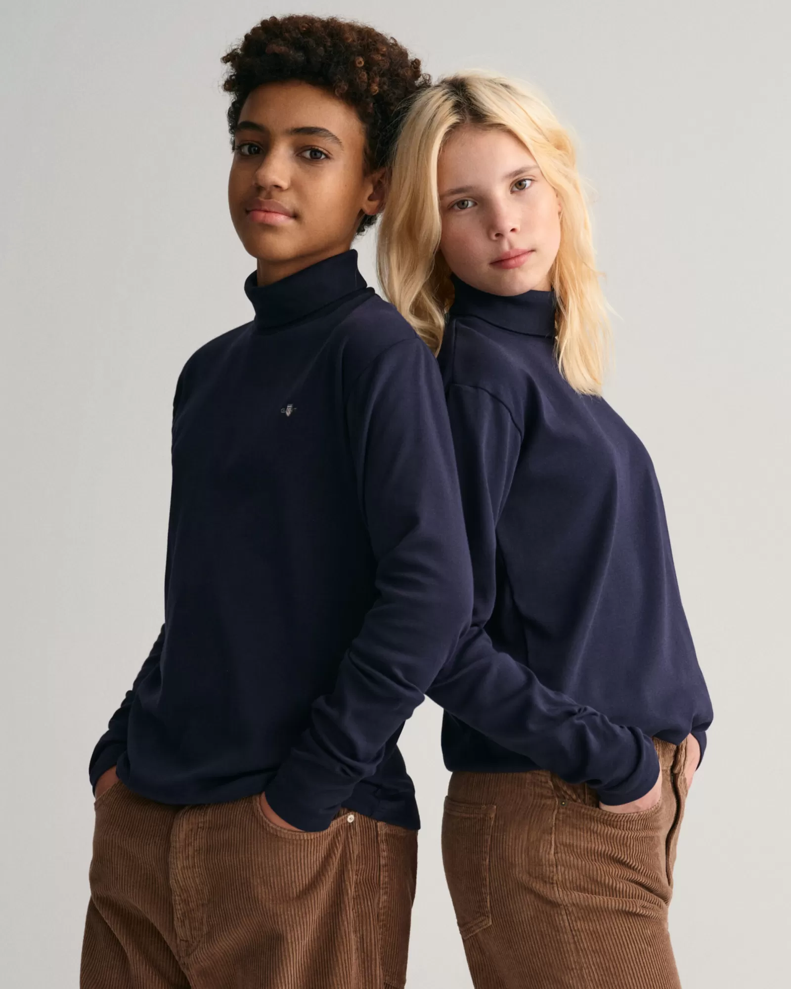 GANT Teens Shield Turtleneck Long Sleeve Top | Barn Hoodies & Tröjor | Hoodies & Tröjor