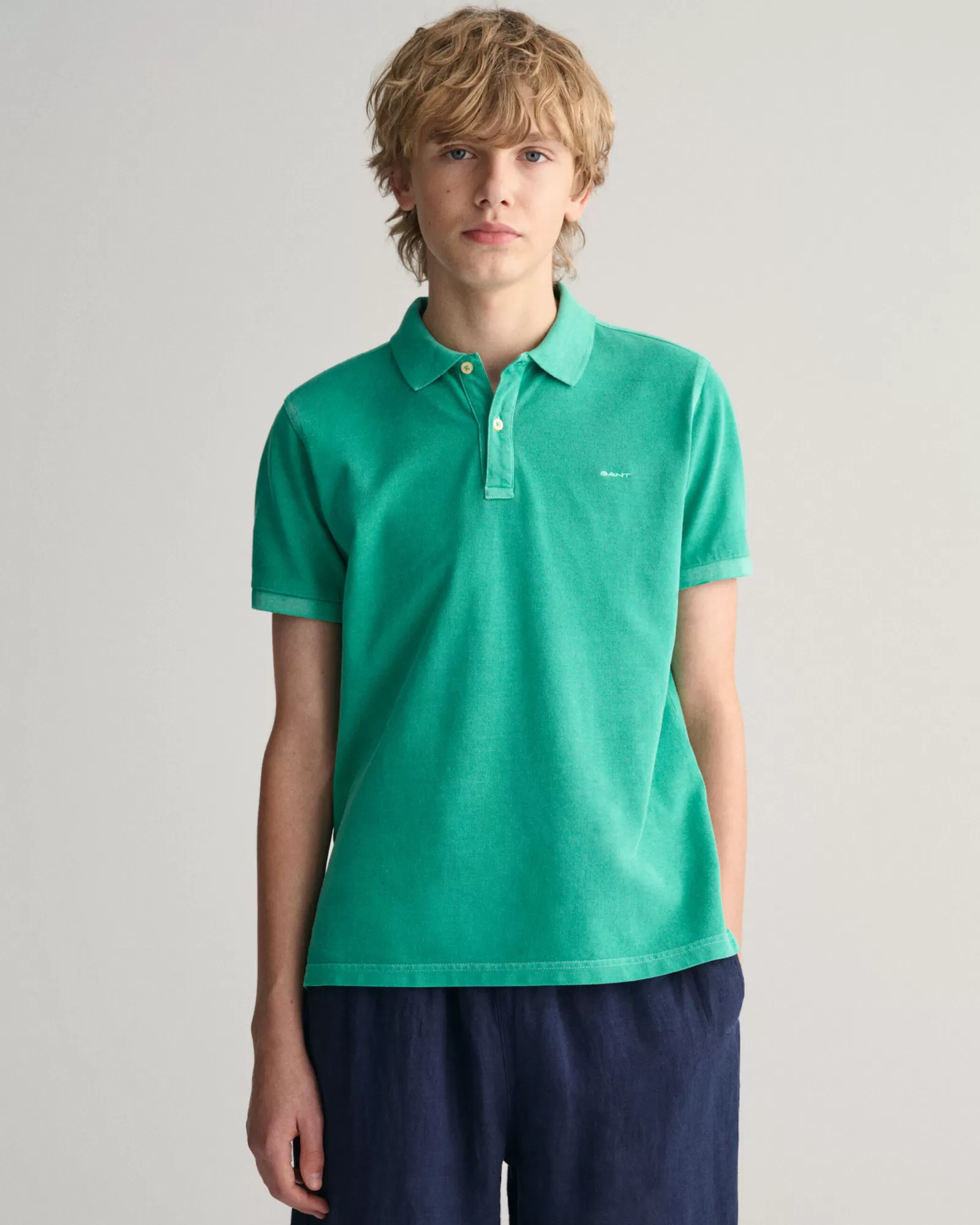 GANT Teens Sunfaded Piqué Polo Shirt | Barn T-Shirts & Pikéer | T-Shirts & Pikéer