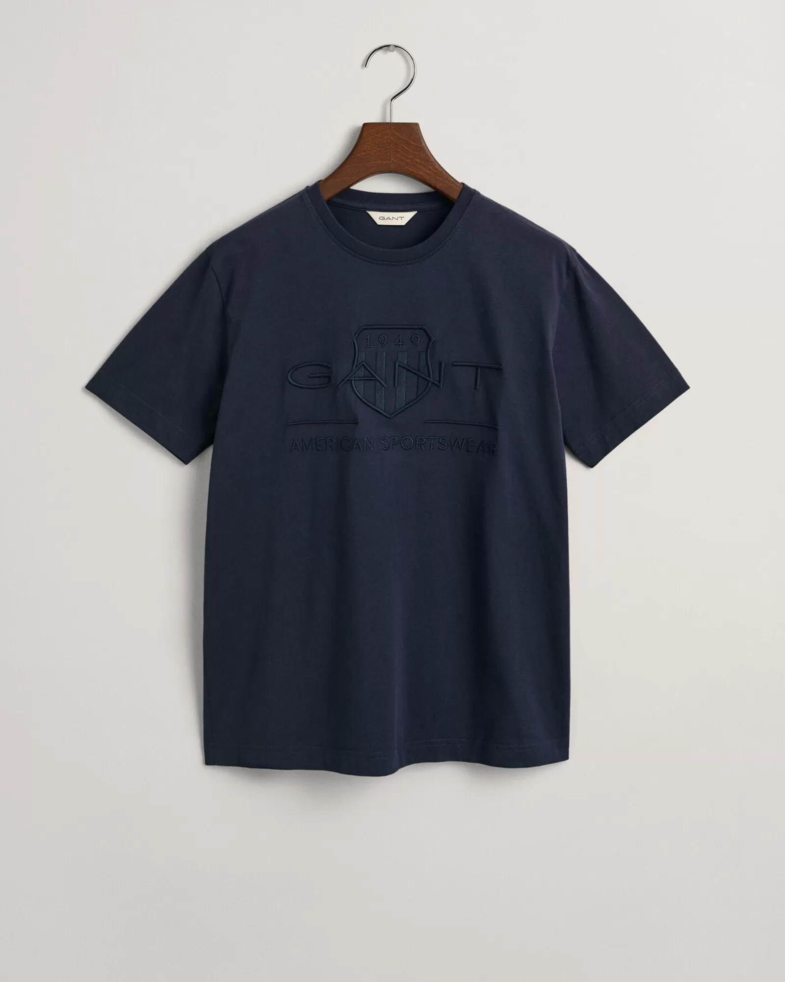 GANT Teens Tonal Shield T-Shirt | Barn T-Shirts & Pikéer | T-Shirts & Pikéer