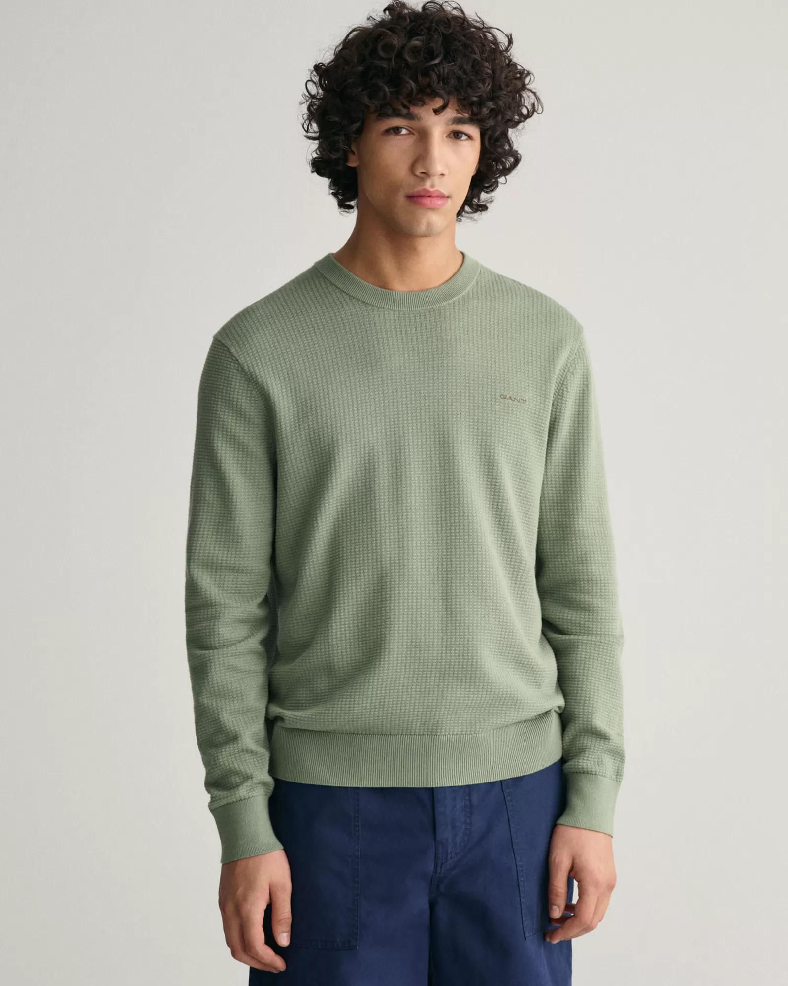 GANT Textured Cotton Crew Neck Sweater | Stickat