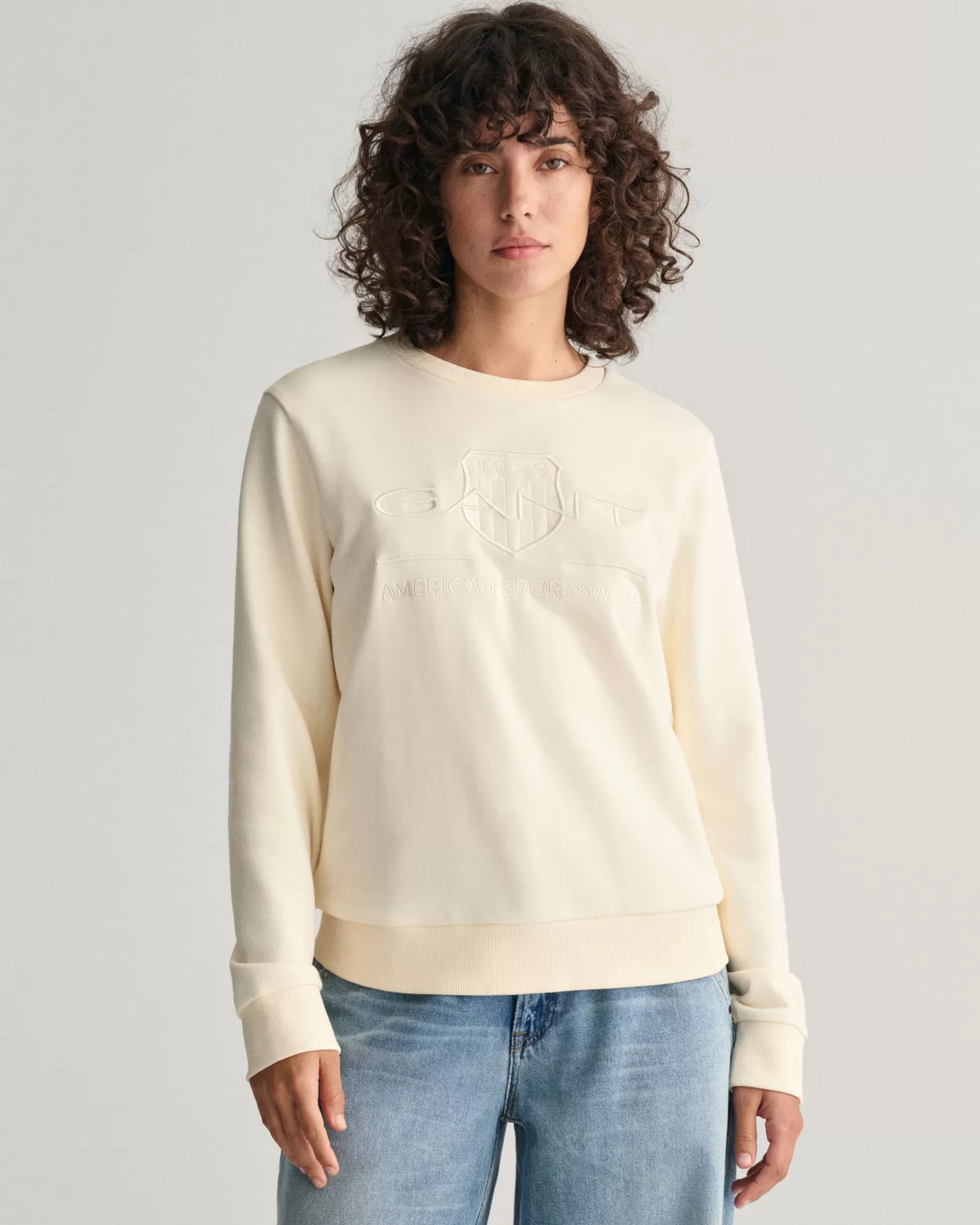 GANT Tonal Archive Shield Sweatshirt | Hoodies & Tröjor