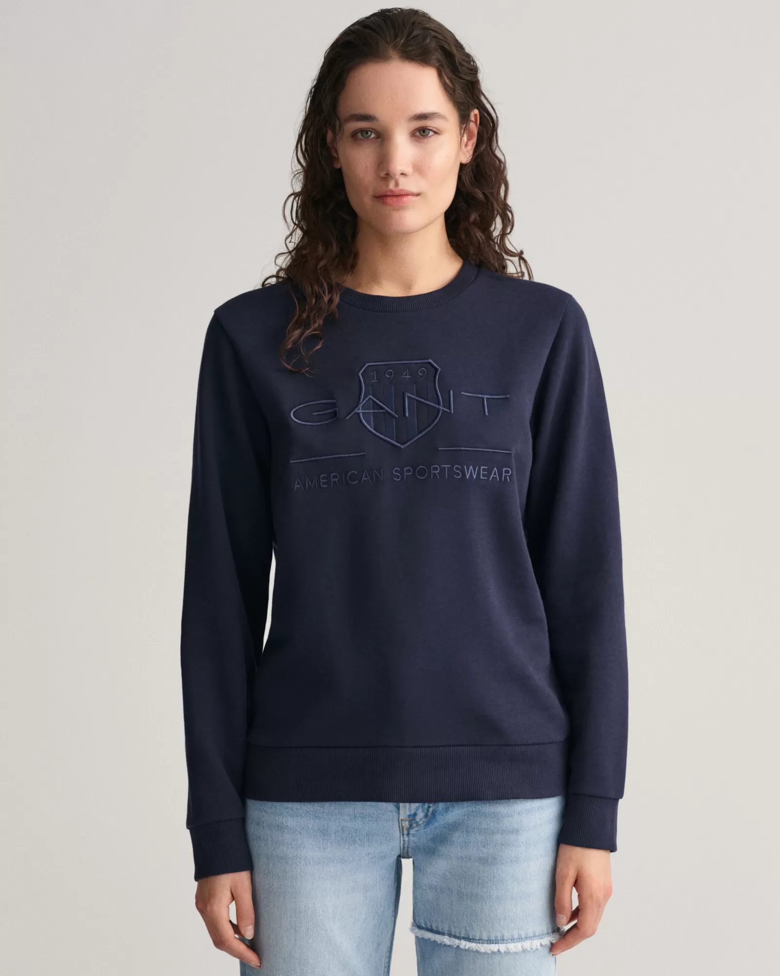 GANT Tonal Archive Shield Sweatshirt | Hoodies & Tröjor