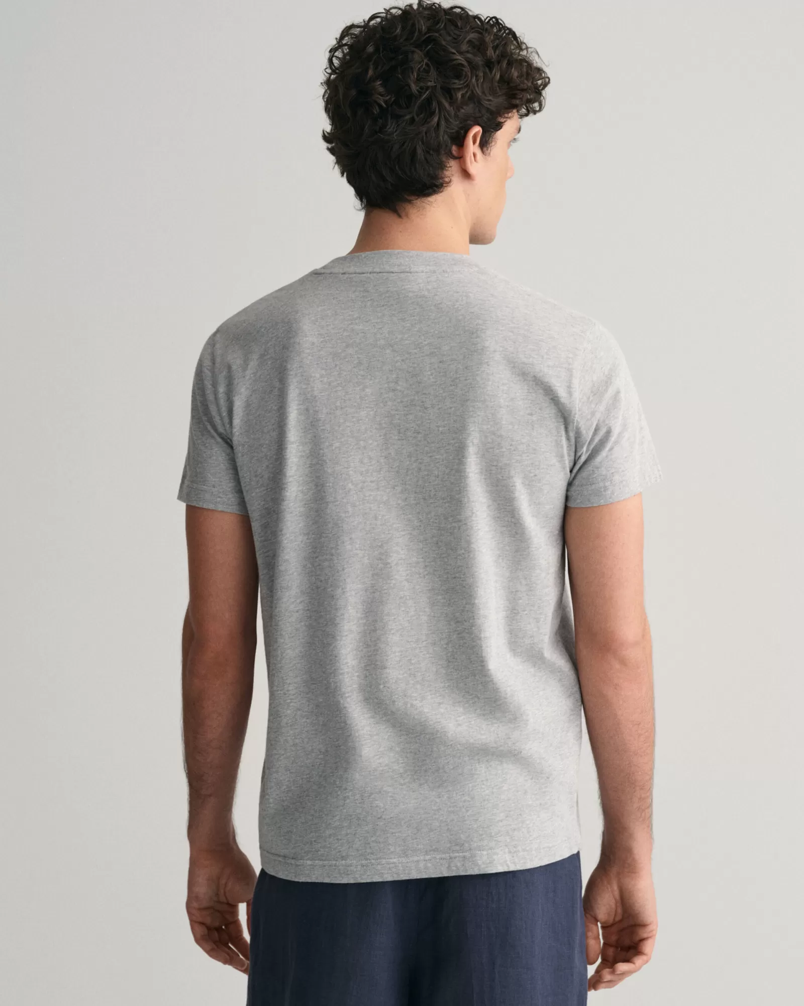 GANT Tonal Archive Shield T-Shirt | T-shirts