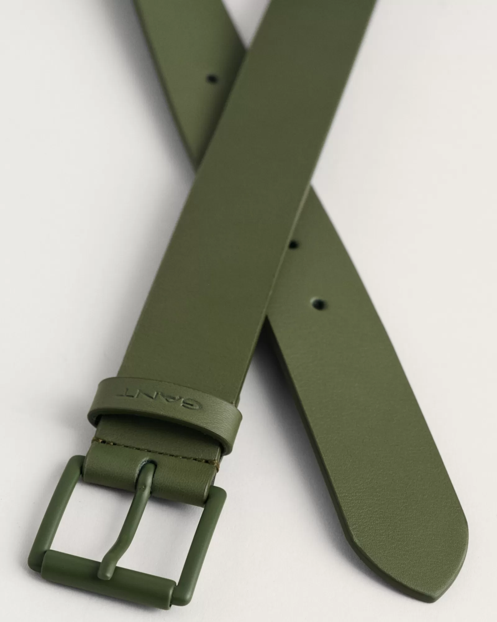 GANT Tonal Buckle Leather Belt | Bälten