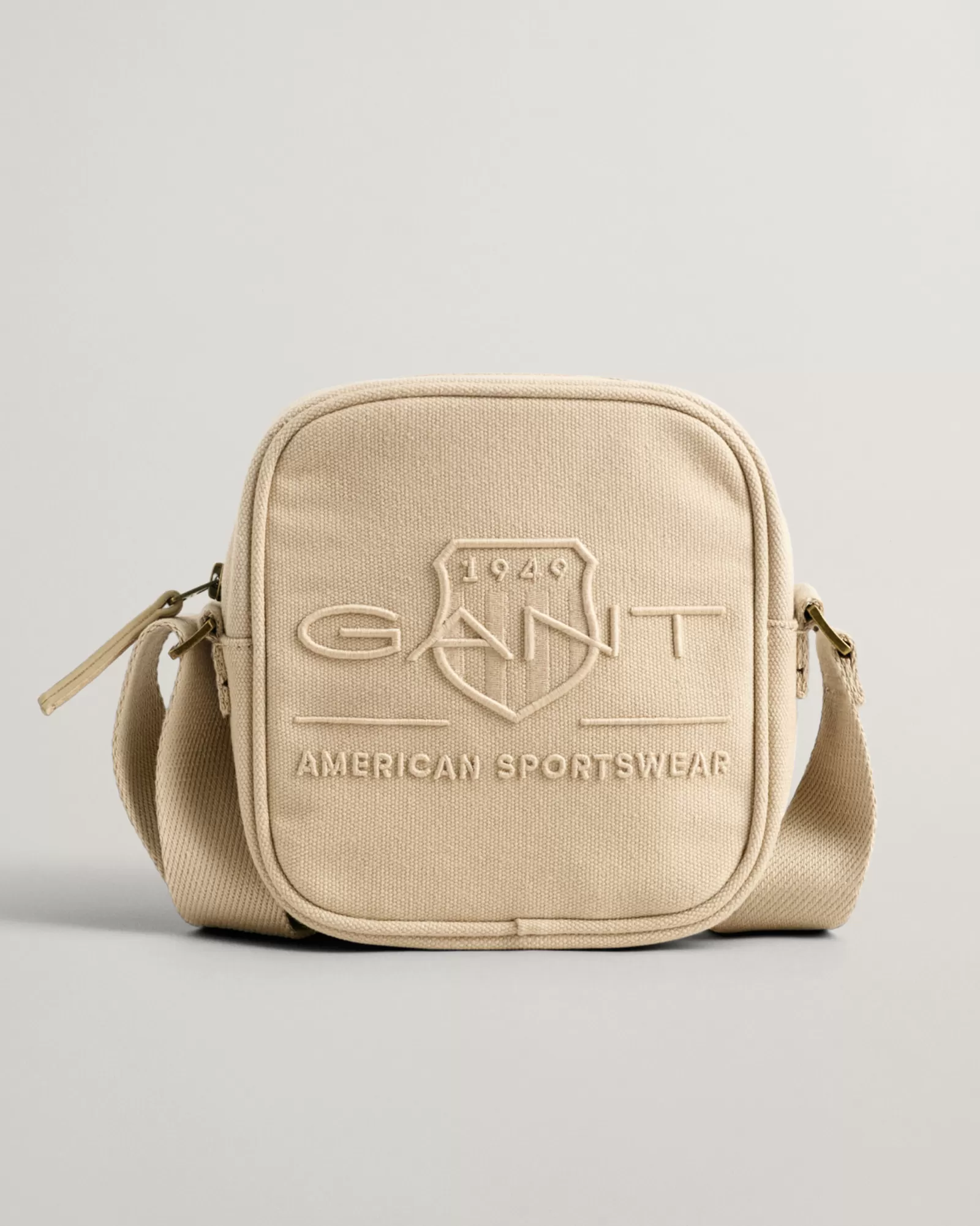 GANT Tonal Shield Crossbody Bag | Väskor & Plånböcker